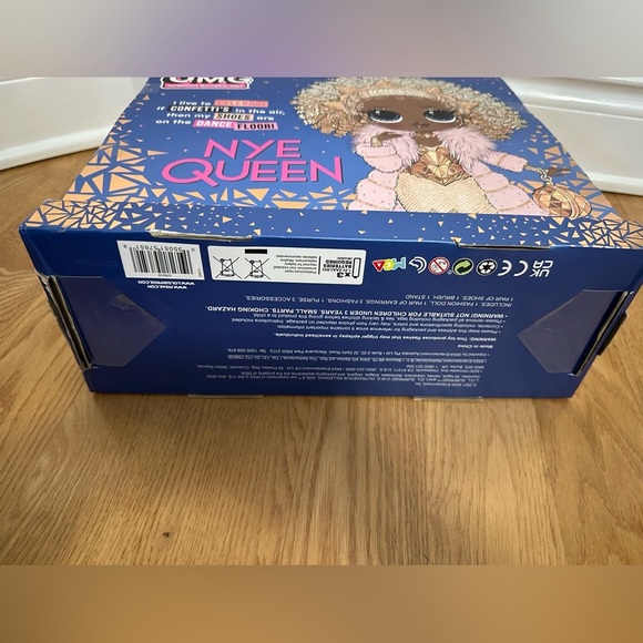 Nwt LOL Surprise Holiday OMG 2021 Collector NYE Queen Fashion Doll - Picture 7 of 7